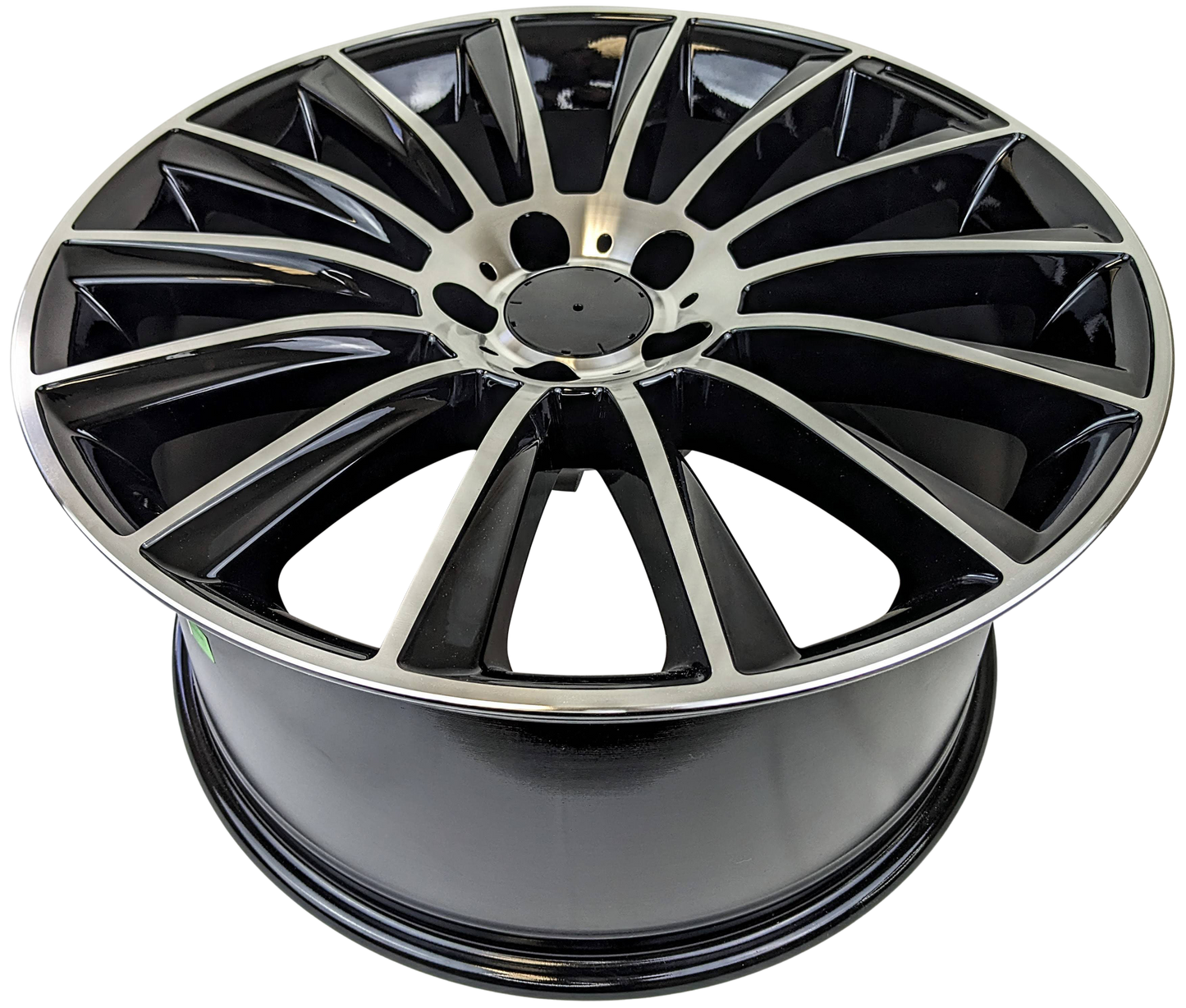 Style 612, 18x9.5, Black, Single Wheel