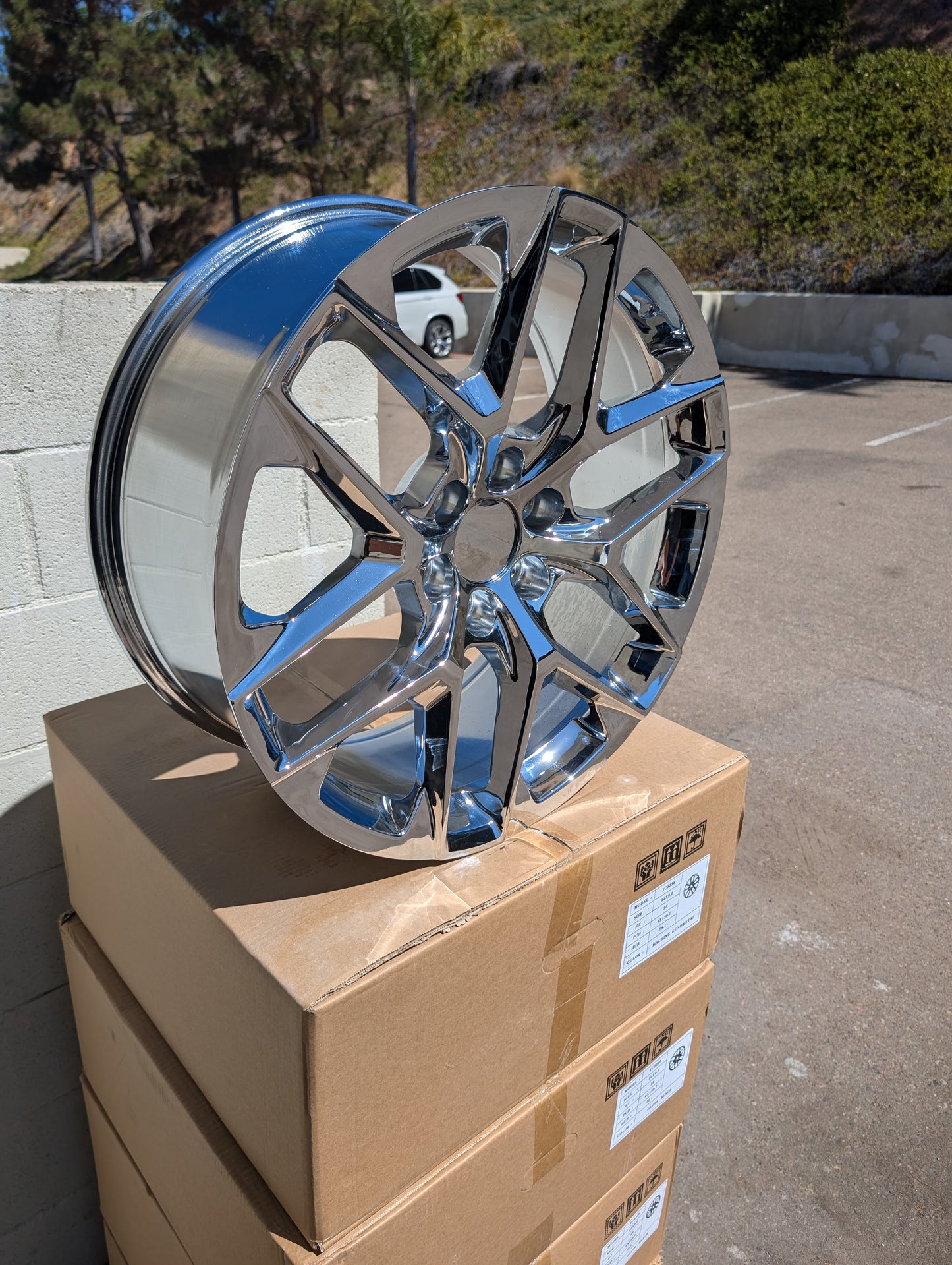 Set 4 - 22" x 9" Wheels Chrome Fits Chevy Silverado 1500 RST WT Suburban LT LS Tahoe LS Z71 Premier High Country