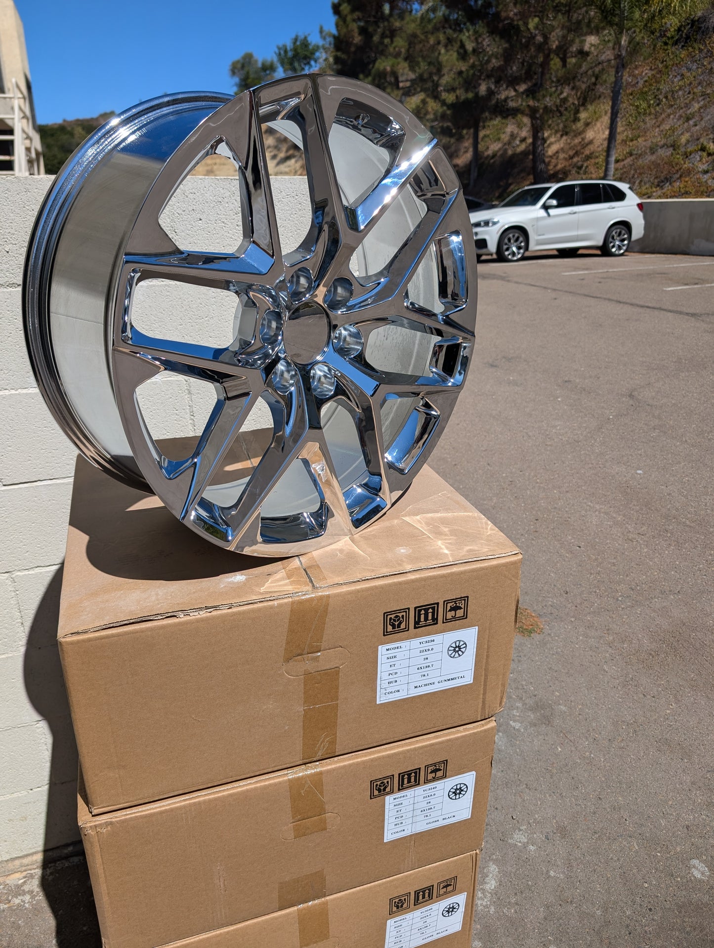 Set 4 - 22" x 9" Wheels Chrome Fits Chevy Silverado 1500 RST WT Suburban LT LS Tahoe LS Z71 Premier High Country