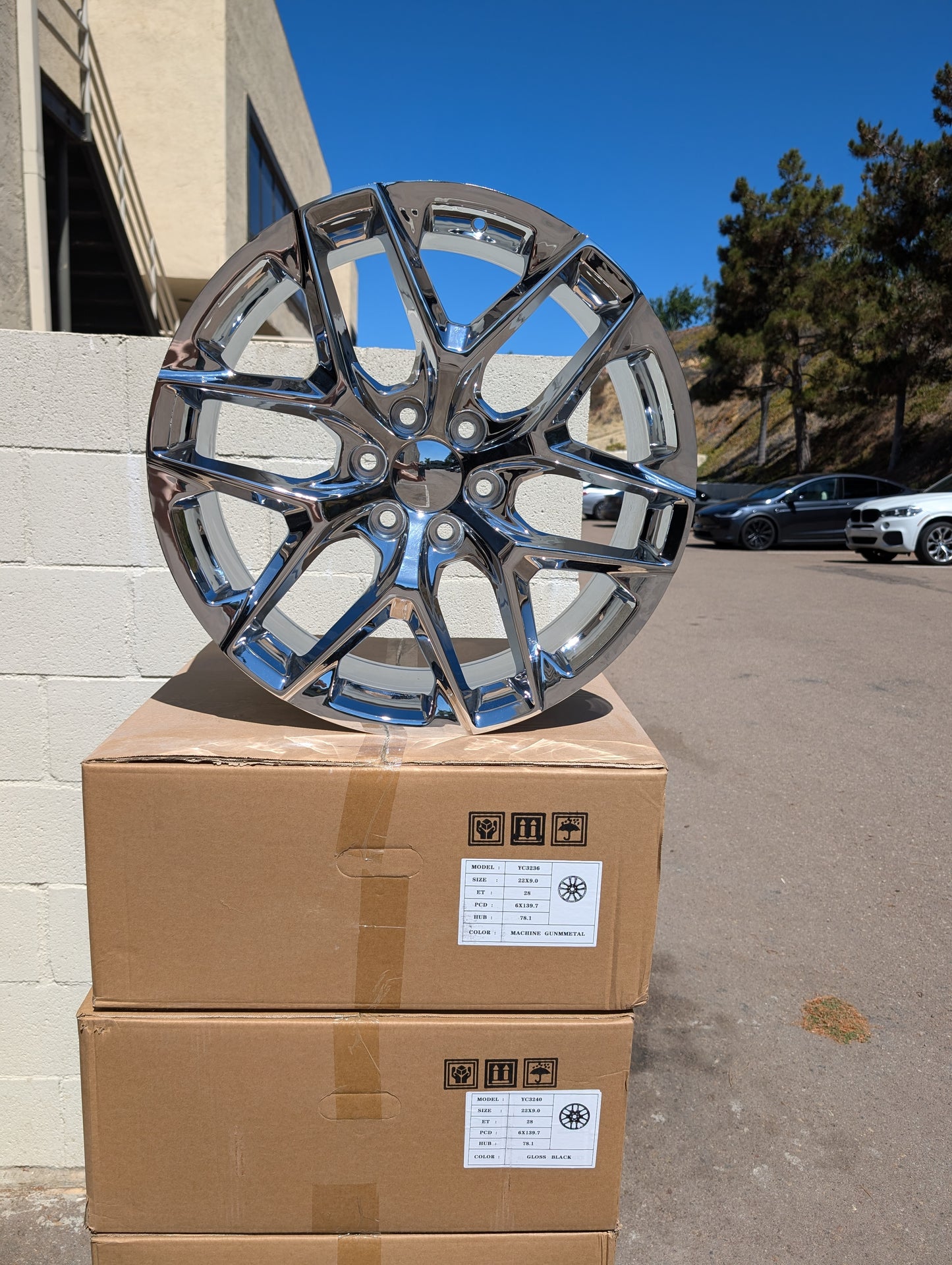 Set 4 - 22" x 9" Wheels Chrome Fits Chevy Silverado 1500 RST WT Suburban LT LS Tahoe LS Z71 Premier High Country